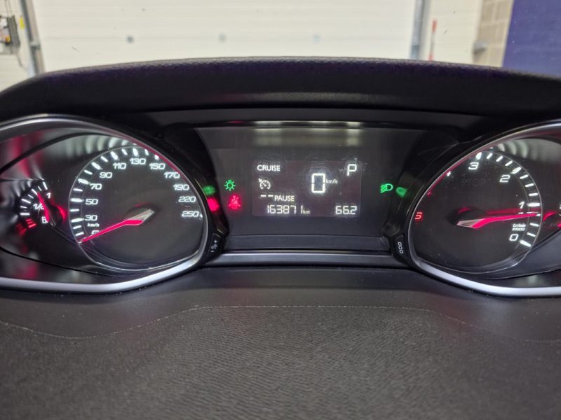 Peugeot 308 SW II 2.0 BlueHDi 150 ch Allure – Boîte Auto EAT6