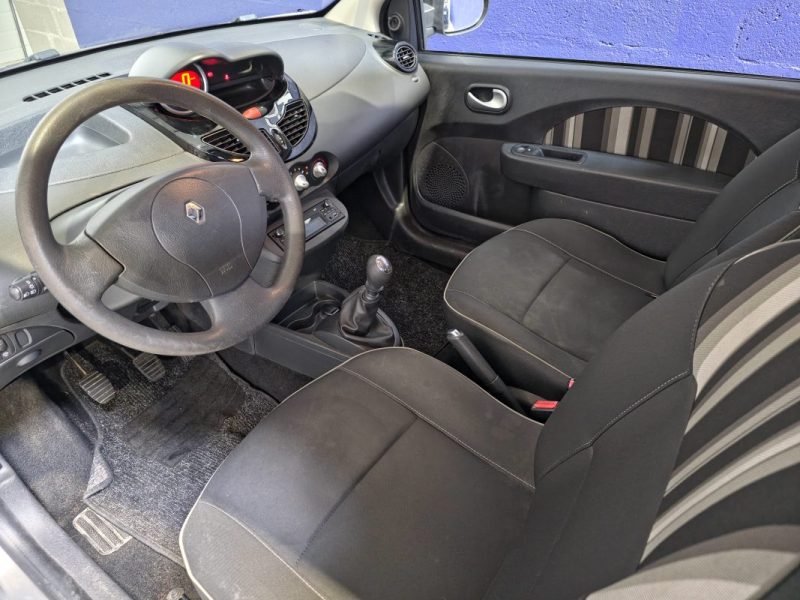 Renault Twingo II Phase 2 1.2 75 ch Limited –