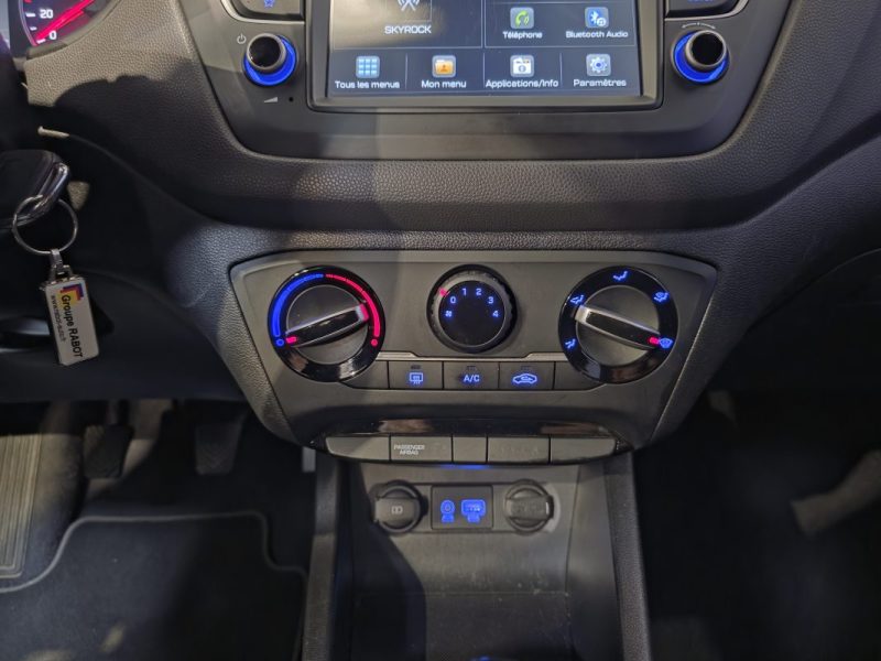 Hyundai i20 II Phase 2 1.0 T-GDi 100 ch Édition Mondiale / SUIVI D'ENTRETIEN