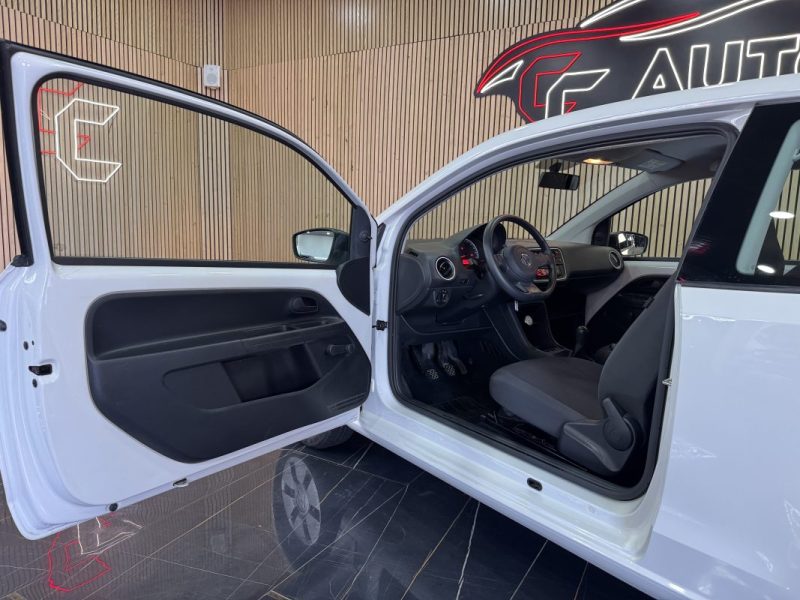 VOLKSWAGEN UP! 1.0 MPI 60cv 2016