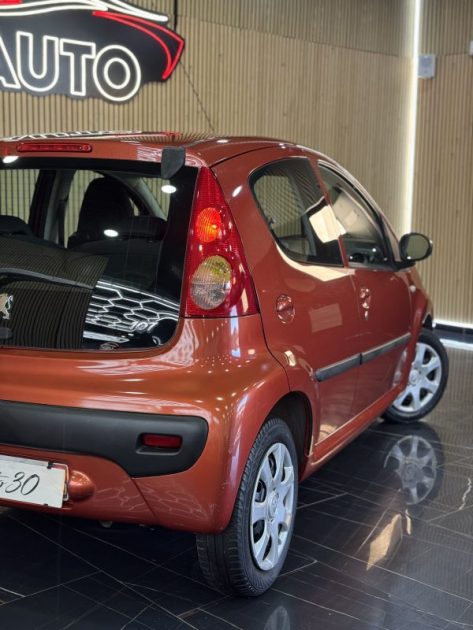 PEUGEOT 107 2010