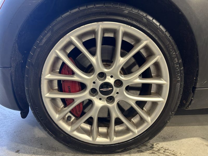 MINI COOPER S 1.6i 211ch JOHN COOPER WORKS