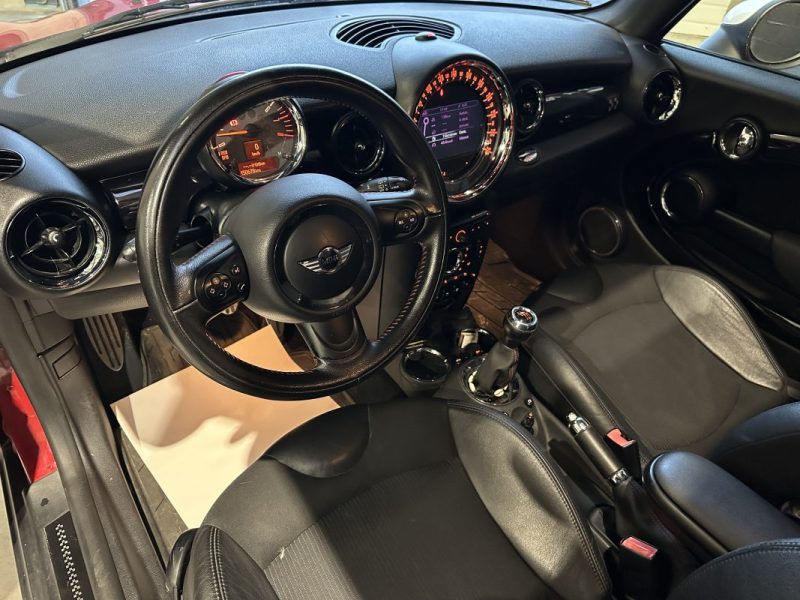 MINI COOPER S 1.6i 211ch JOHN COOPER WORKS