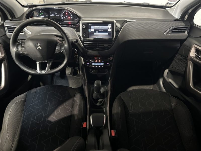 PEUGEOT 2008 2015