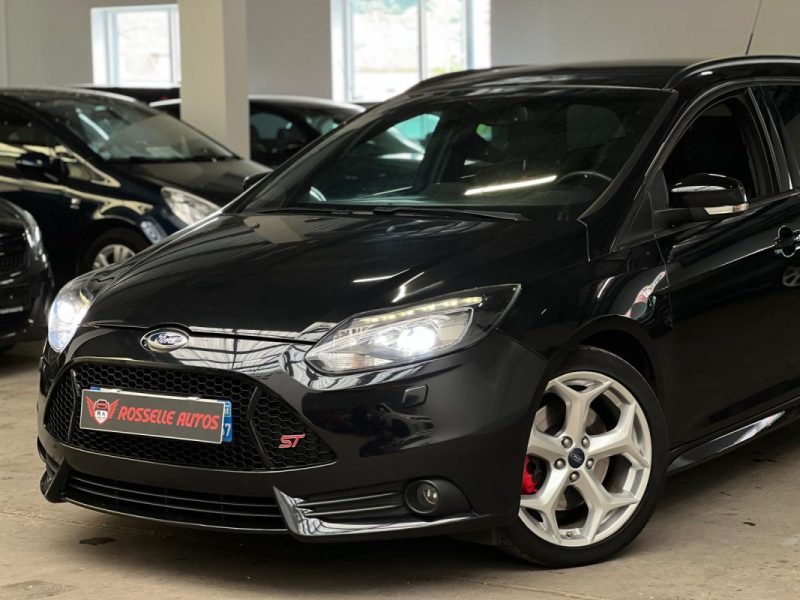 FORD FOCUS ST 250CH ECOBOOST BREAK