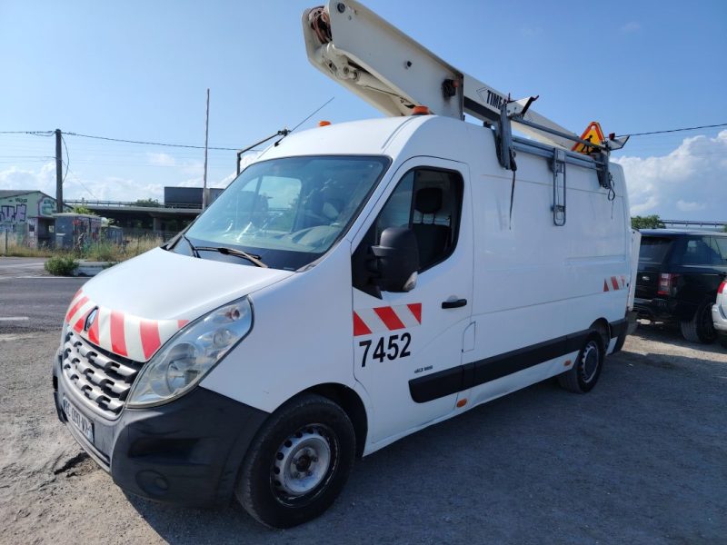 RENAULT MASTER 2.3dci  nacelle  2010