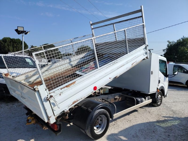 RENAULT MAXITY 2.5dci benne 2008