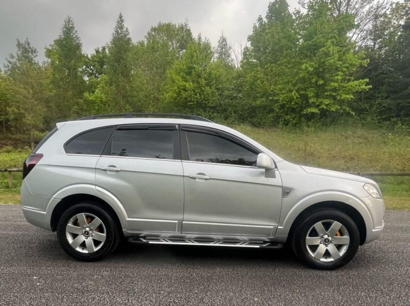 CHEVROLET CAPTIVA 2010 7 PLACES