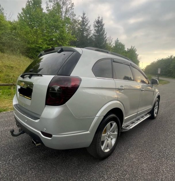 CHEVROLET CAPTIVA 2010 7 PLACES