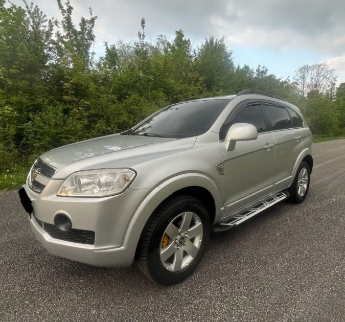 CHEVROLET CAPTIVA 2010 7 PLACES