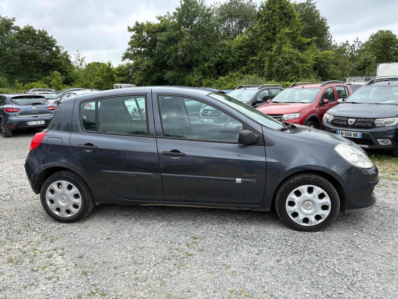 RENAULT CLIO 2007