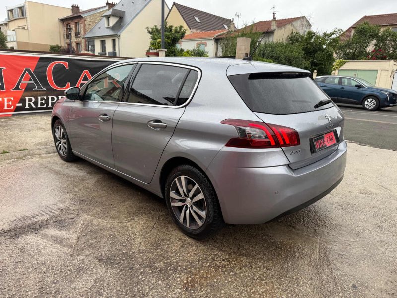 PEUGEOT 308 2019