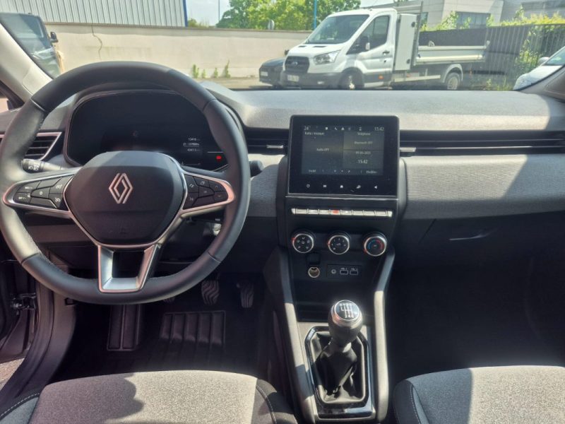 RENAULT CLIO 2024