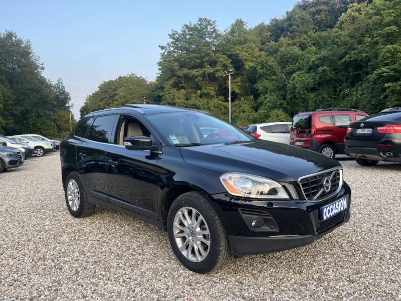 VOLVO XC60 AWD D5 2.4 D 185 cv Boîte auto