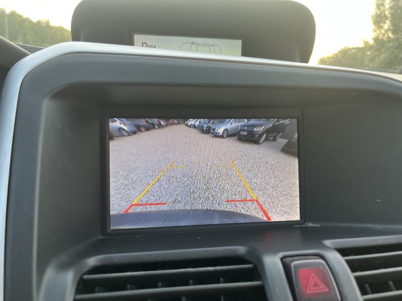 VOLVO XC60 AWD D5 2.4 D 185 cv Boîte auto