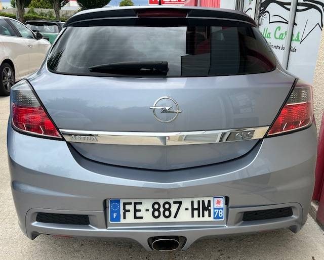OPEL ASTRA 2009