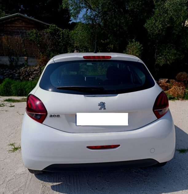 PEUGEOT 208 2019
