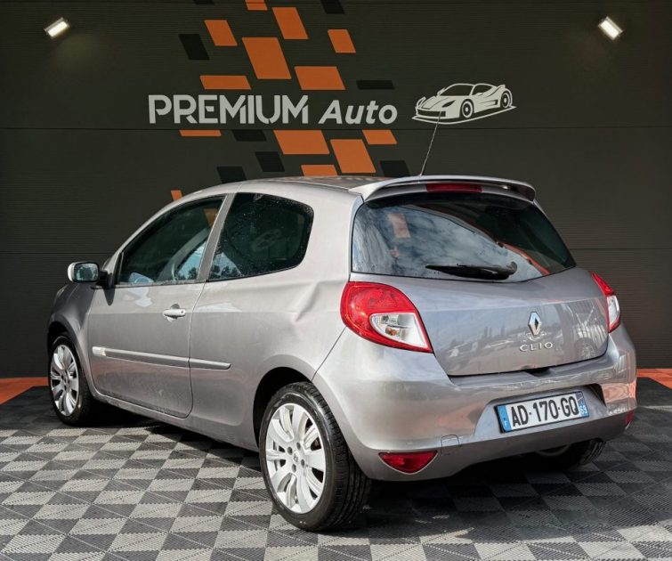 RENAULT CLIO 2009