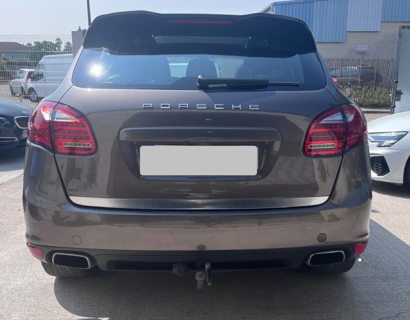 PORSCHE CAYENNE S HYBRID 3 L V6 HYBRID 380 cv