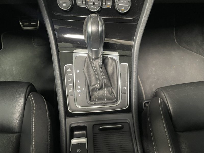 VOLKSWAGEN GOLF 7R 2.0 TSI 300ch DSG6 / Toit Ouvrant / Dynaudio