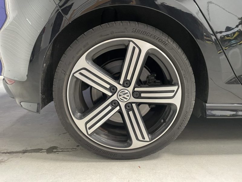 VOLKSWAGEN GOLF 7R 2.0 TSI 300ch DSG6 / Toit Ouvrant / Dynaudio