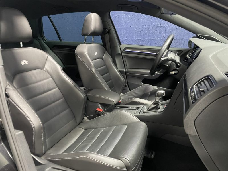 VOLKSWAGEN GOLF 7R 2.0 TSI 300ch DSG6 / Toit Ouvrant / Dynaudio