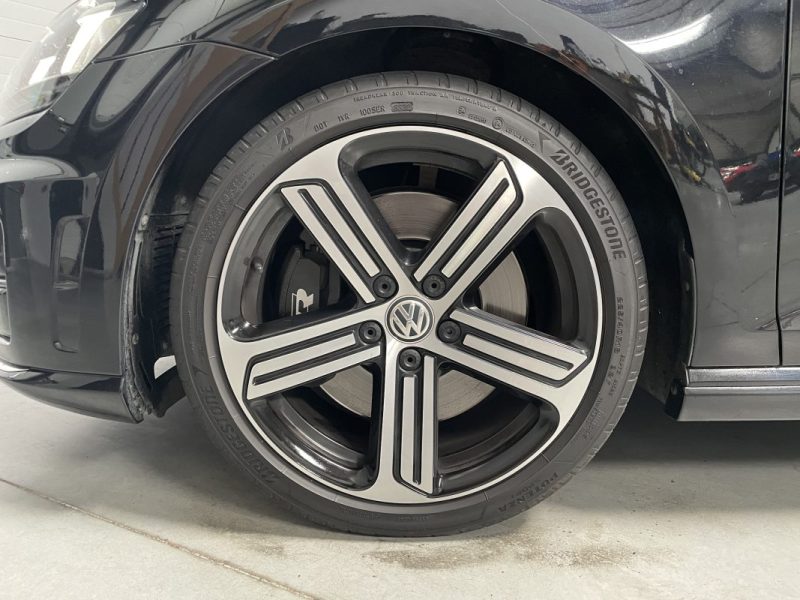 VOLKSWAGEN GOLF 7R 2.0 TSI 300ch DSG6 / Toit Ouvrant / Dynaudio