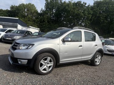 DACIA SANDERO 2015