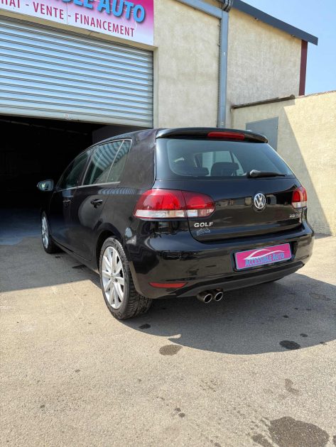 VOLKSWAGEN GOLF 2010