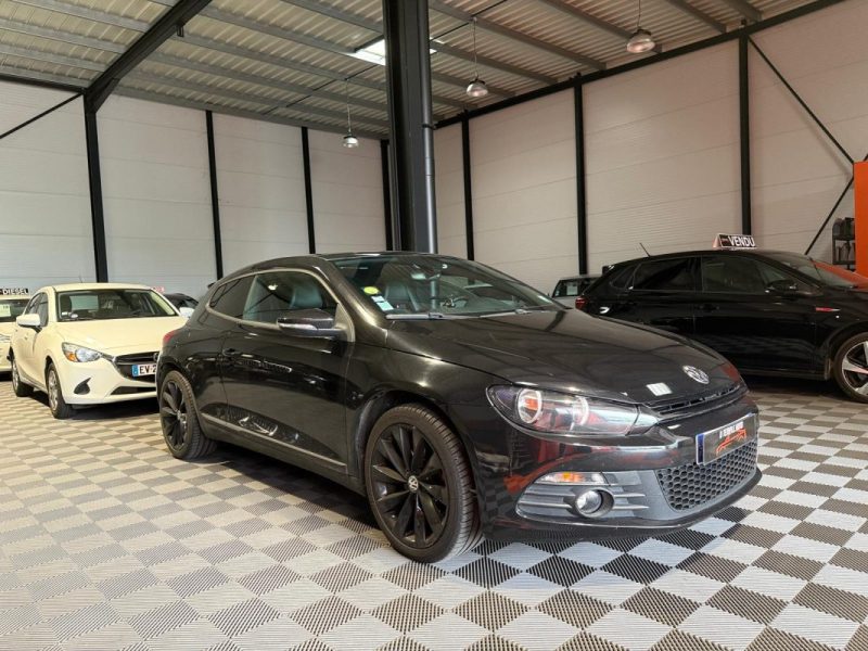 VOLKSWAGEN SCIROCCO 2.0 TDI 140 cv