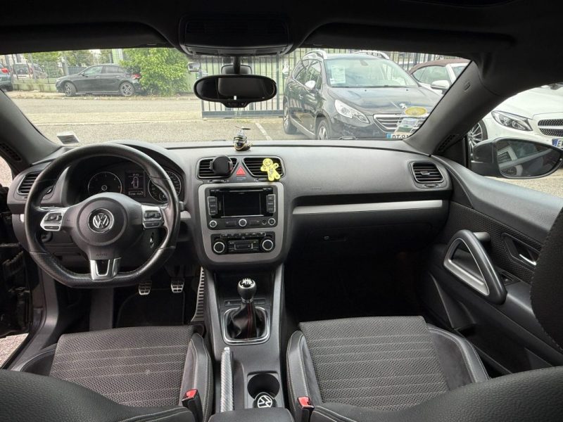 VOLKSWAGEN SCIROCCO 2.0 TDI 140 cv
