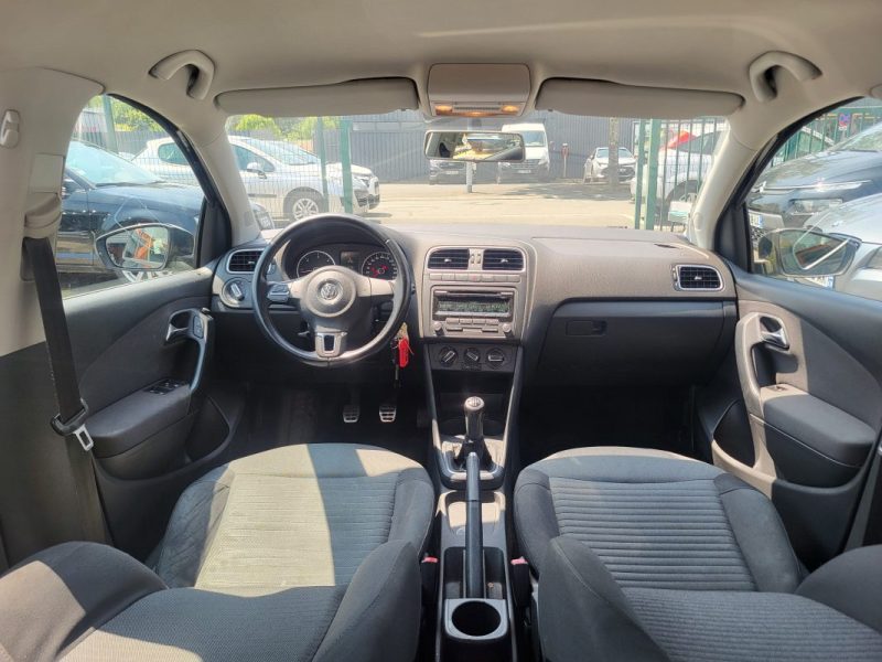VOLKSWAGEN POLO  2011