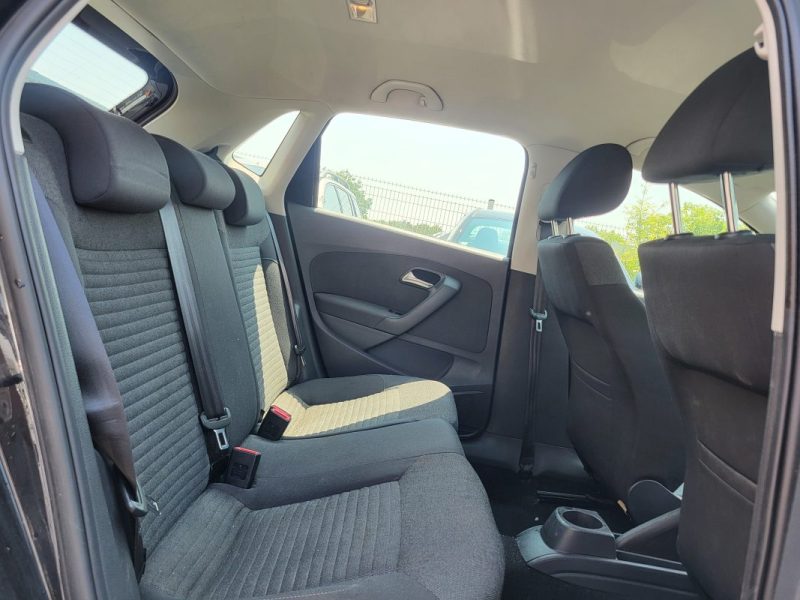 VOLKSWAGEN POLO  2011