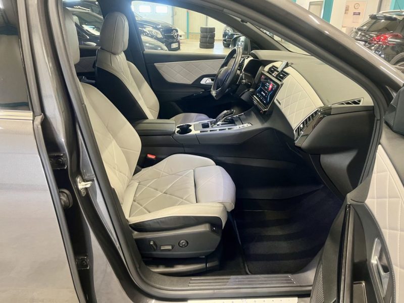 DS 7 CROSSBACK E-TENSE 300ch Hybride EAT8 4X4 Grand Chic GARANTIE 6 MOIS