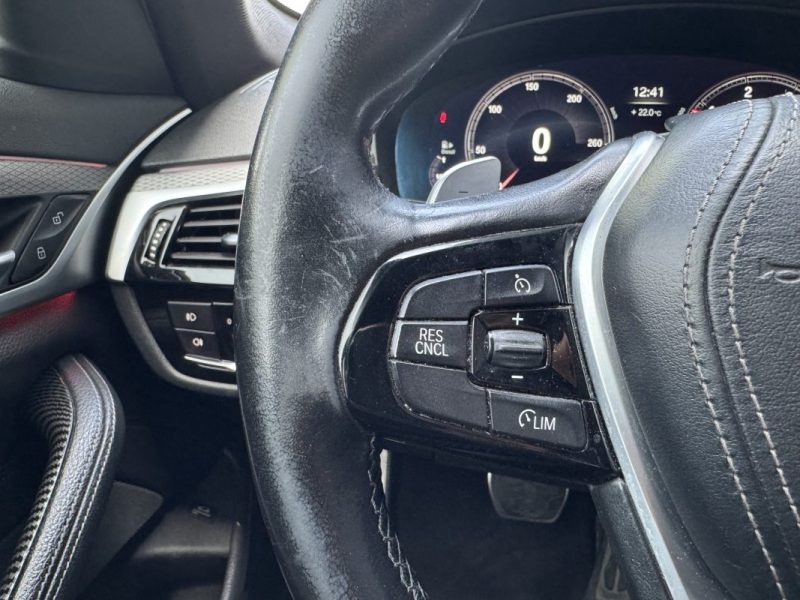 BMW SERIE 5 G30 520d xDrive 190 ch BVA8 M Sport