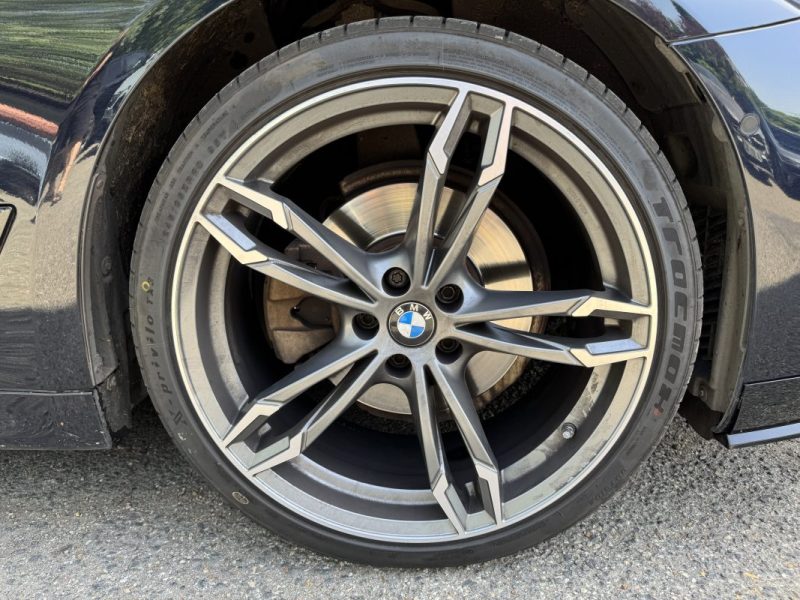 BMW SERIE 5 G30 520d xDrive 190 ch BVA8 M Sport