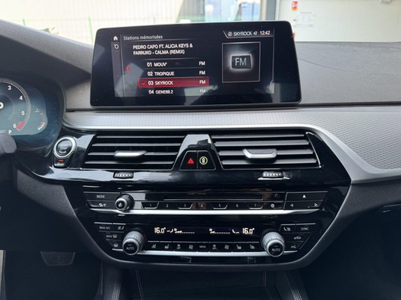 BMW SERIE 5 G30 520d xDrive 190 ch BVA8 M Sport