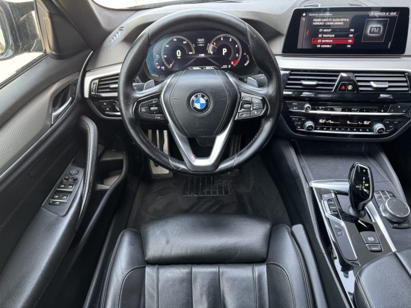 BMW SERIE 5 G30 520d xDrive 190 ch BVA8 M Sport