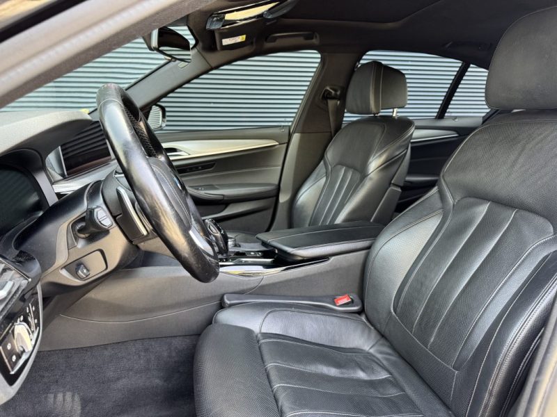 BMW SERIE 5 G30 520d xDrive 190 ch BVA8 M Sport