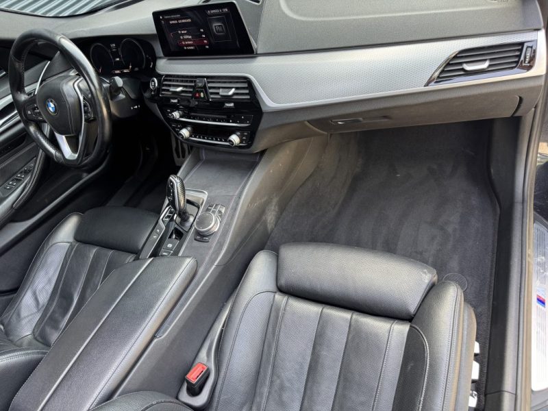 BMW SERIE 5 G30 520d xDrive 190 ch BVA8 M Sport