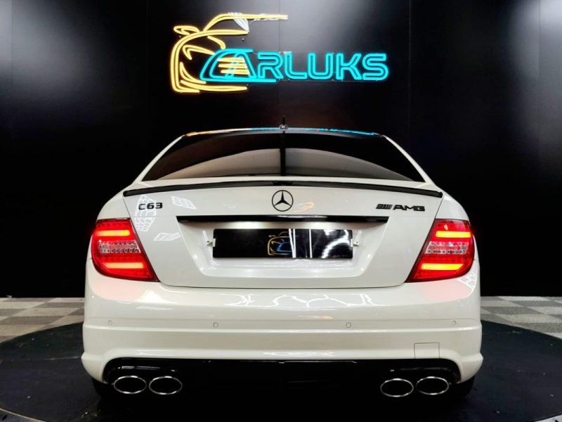 MERCEDES-BENZ CLASSE C (W204) 63 AMG 457cv 7G-Tronic