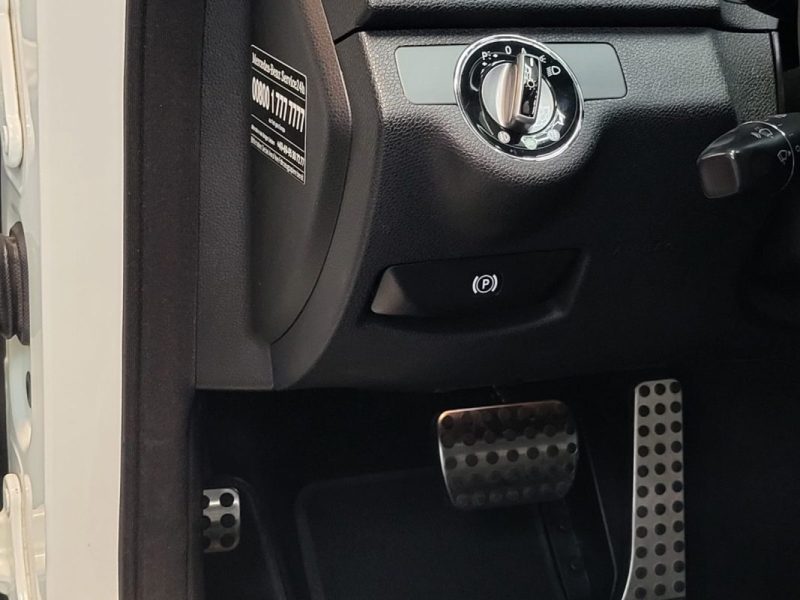 MERCEDES-BENZ CLASSE C (W204) 63 AMG 457cv 7G-Tronic