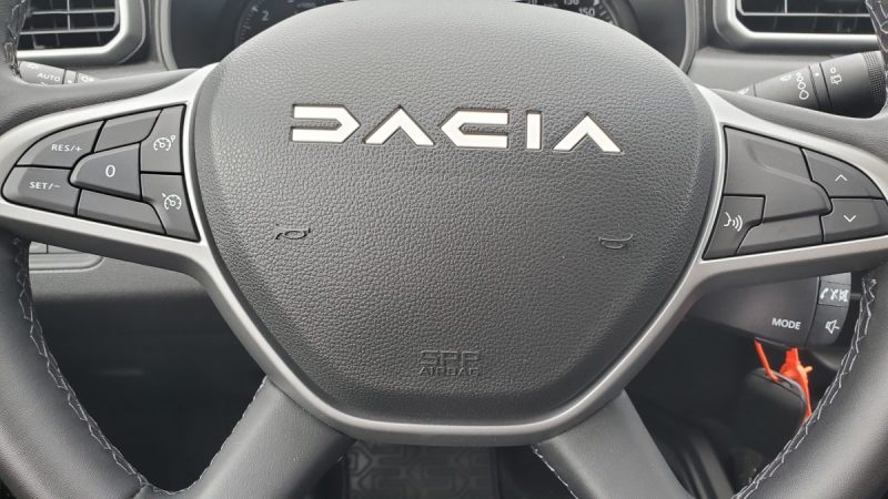 DACIA DUSTER 1.5 bDCI 115 JOURNEY+ CAMERA ATTELAGE