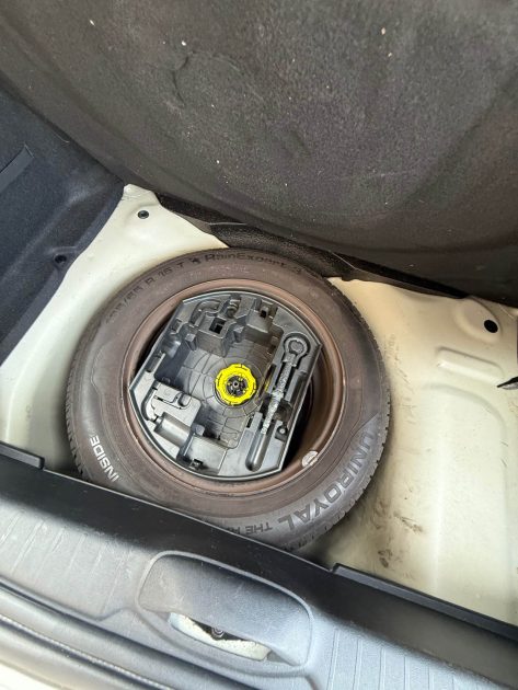 PEUGEOT 208 2012 1.2 VTI 82