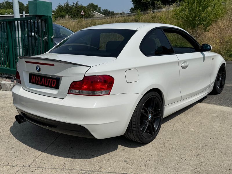 B.M.W. 135I SPORT DESIGN