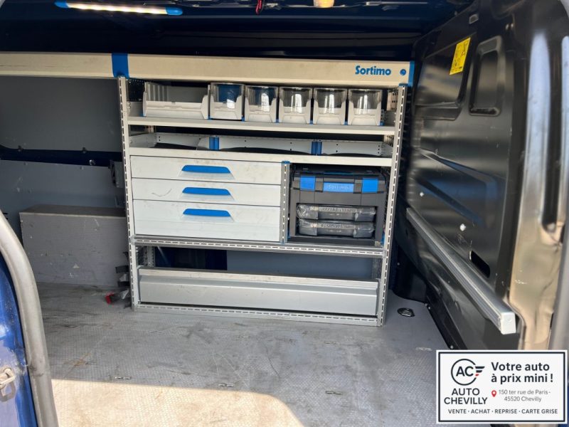 Citroën Jumpy 2.0 BlueHDi 120/ Sortimo Accroche au sol 