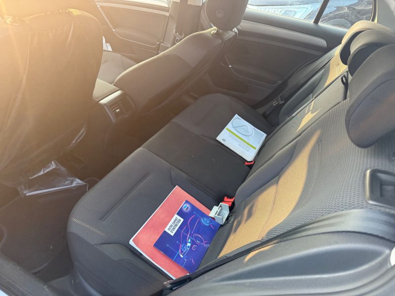 VOLKSWAGEN GOLF 7  2016