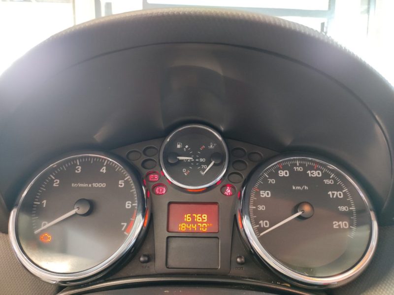 PEUGEOT 207 CC 1.6 16V 120 FELINE