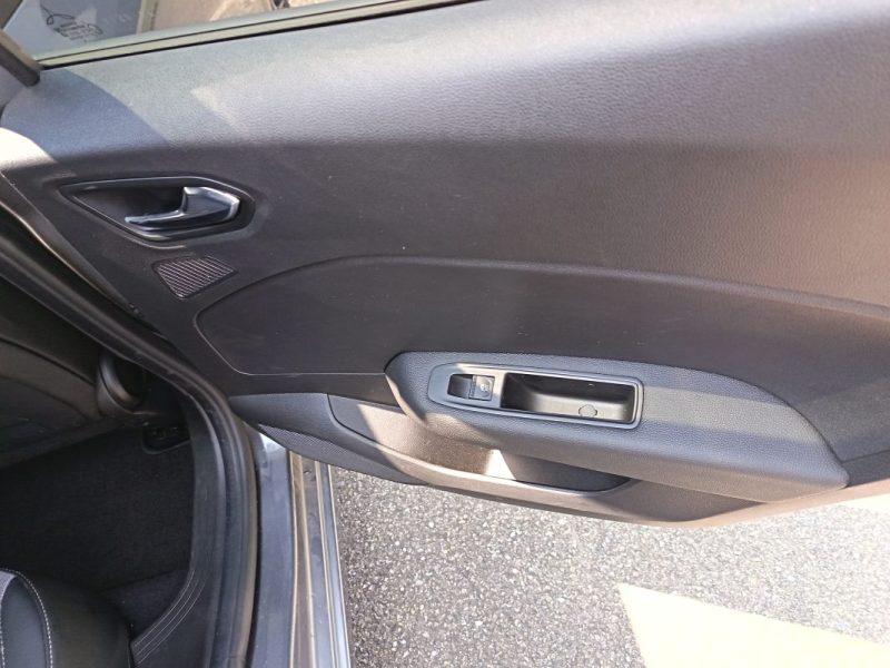 RENAULT CLIO 5 E-TECH HYBRID 145CH