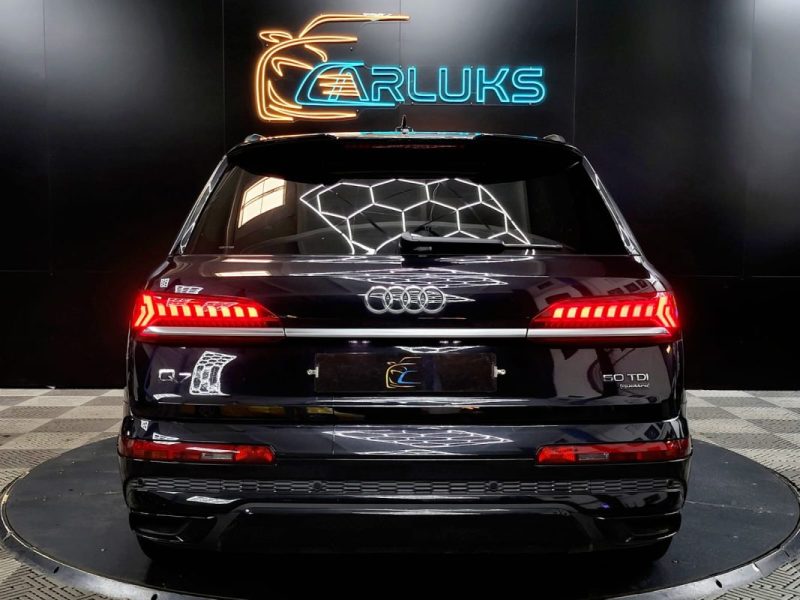 AUDI Q7 II 50 TDI 286cv S-Line Quattro Tiptronic8 7 Places